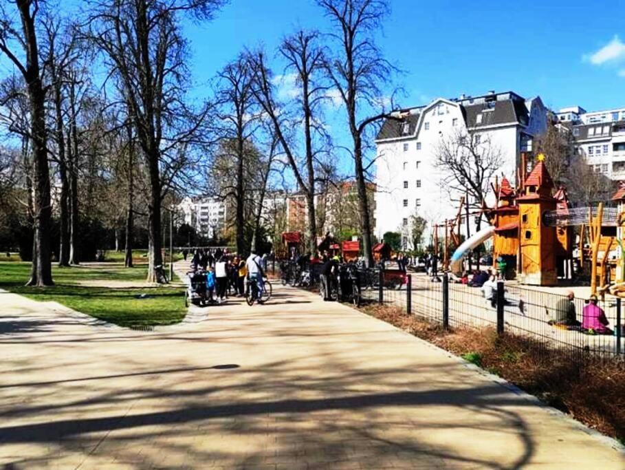 Schoeneberg Flat & Art Gallery * Берлин